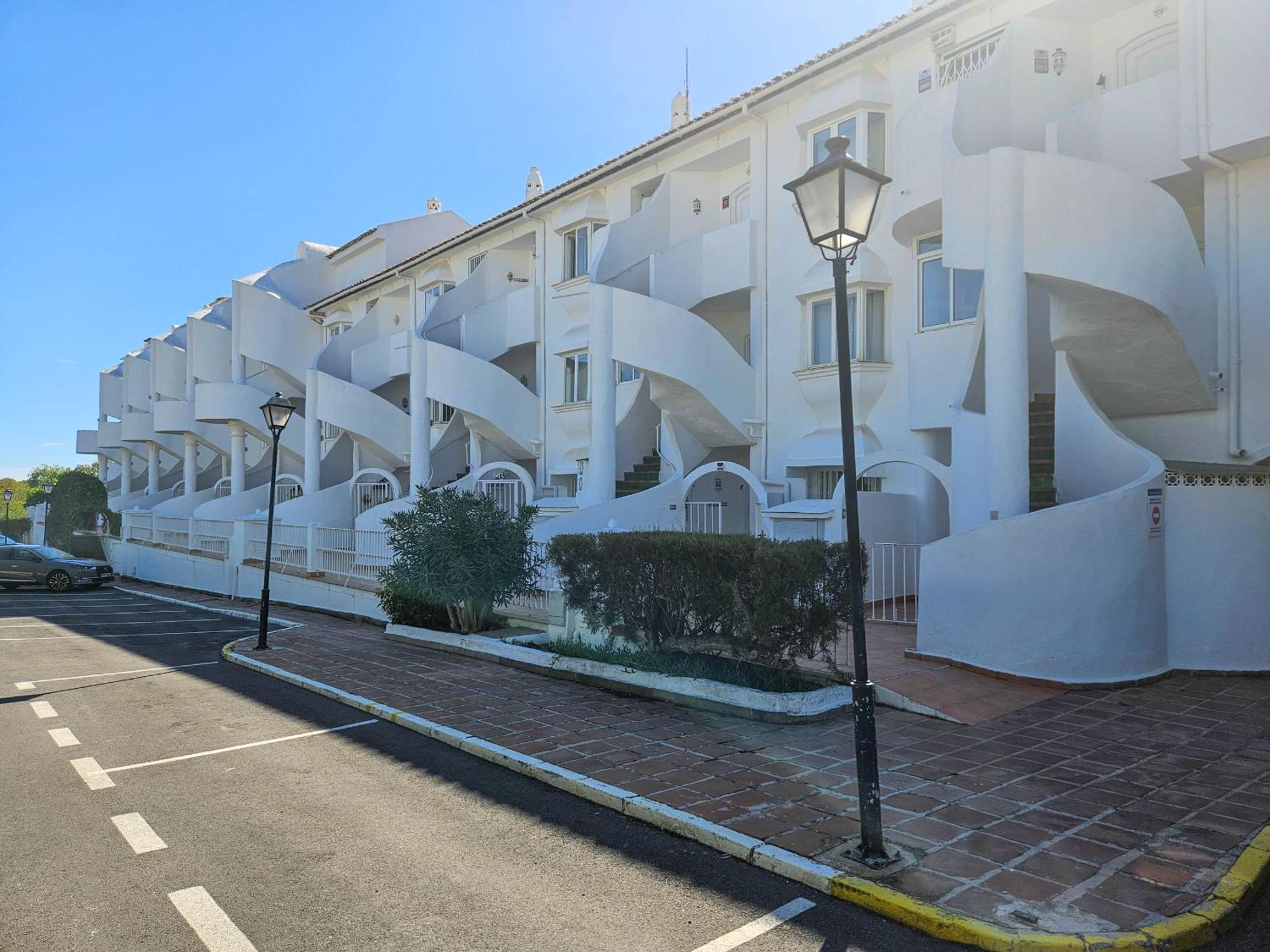 One Bedroom Apartment In Jardines De Calahonda MIJAS COSTA Exterior foto