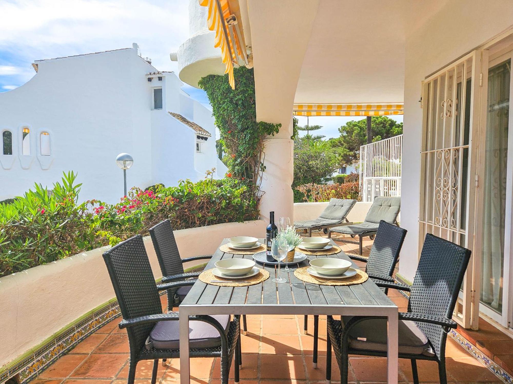 One Bedroom Apartment In Jardines De Calahonda MIJAS COSTA Exterior foto